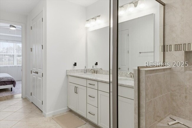 Building Photo - 855 Weekend Ave