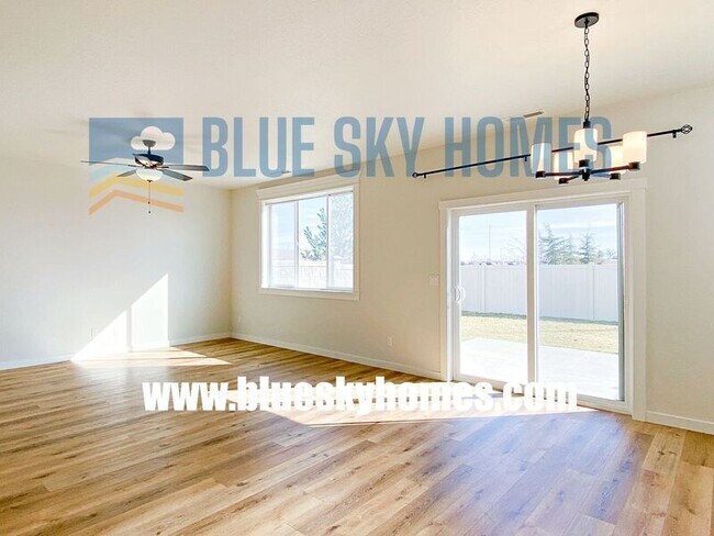 Building Photo - 173 W Norwich St