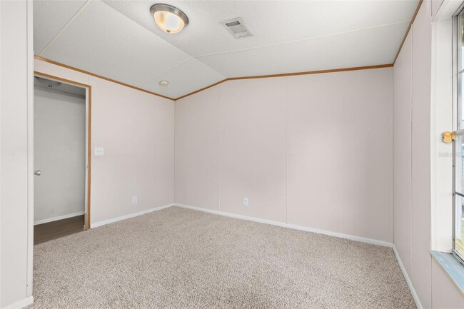 Building Photo - 3301 County Rd 547