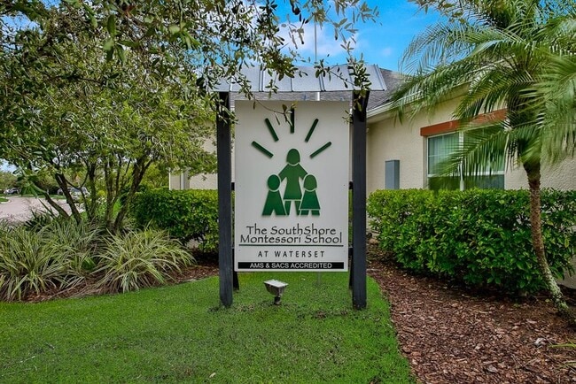 Building Photo - 6262 Goldcoast Ave