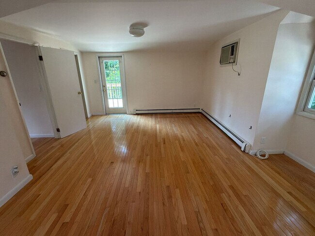 Building Photo - Six Raven Way LLC