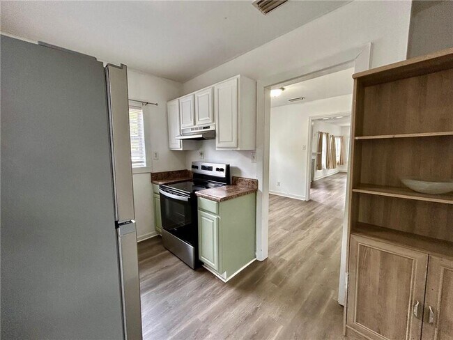 Building Photo - 2861 Ralston Rd