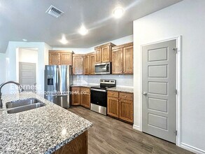 Building Photo - ACT NOW! / Newer 3 Bedroom Home in Temple / Pet Friendly / Fenced Yard / Special Offer