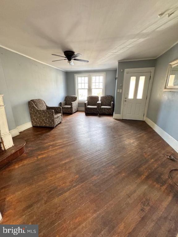 Building Photo - 1136 Stirling St