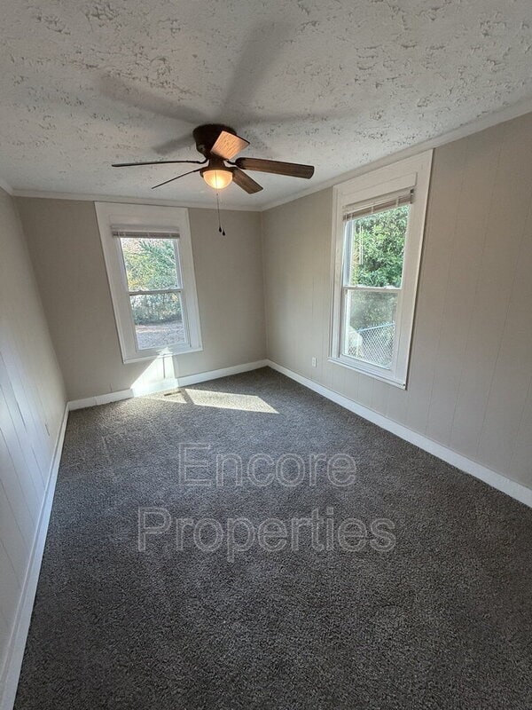 Building Photo - 2003 Burnett Ave