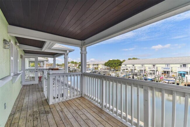 Building Photo - 5030 Starfish Dr SE
