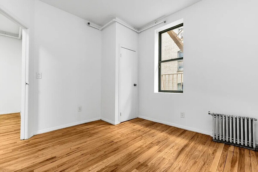 Building Photo - 247 W 63rd St