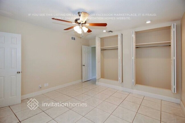 Building Photo - 781 SW 64th Terrace