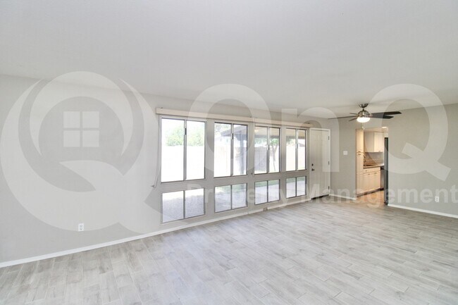 Building Photo - 6737 S Newberry Rd