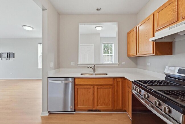 Building Photo - 3133 Falling Waters Ln