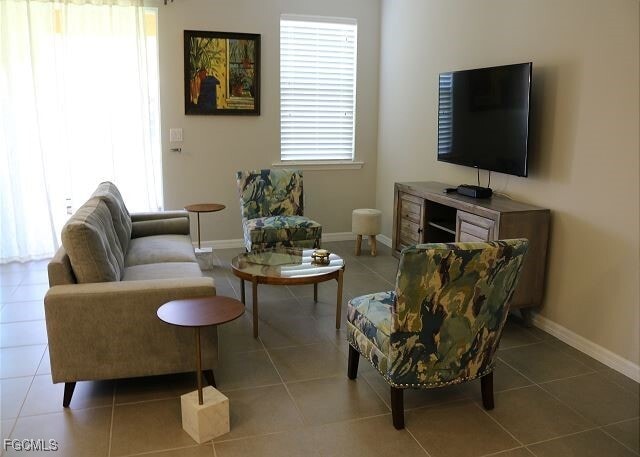 Building Photo - 10850 Alvara Point Dr