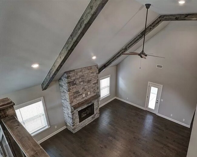 Building Photo - 3701 SW Ryegrass Rd