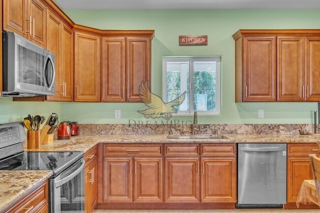 Building Photo - 4615 E St Louis Ave