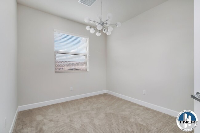 Building Photo - Luxury 4-Bedroom, 3.5-Bathroom Townhouse #28 in Santa Fe Springs