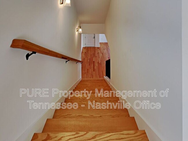 Building Photo - 1256 Thomas St
