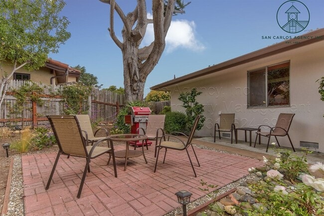 Building Photo - 2 Bedroom Carmel Home with Views of Point Lobos