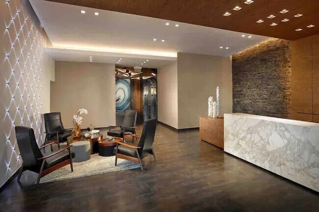 Building Photo - 139 NE 32nd St