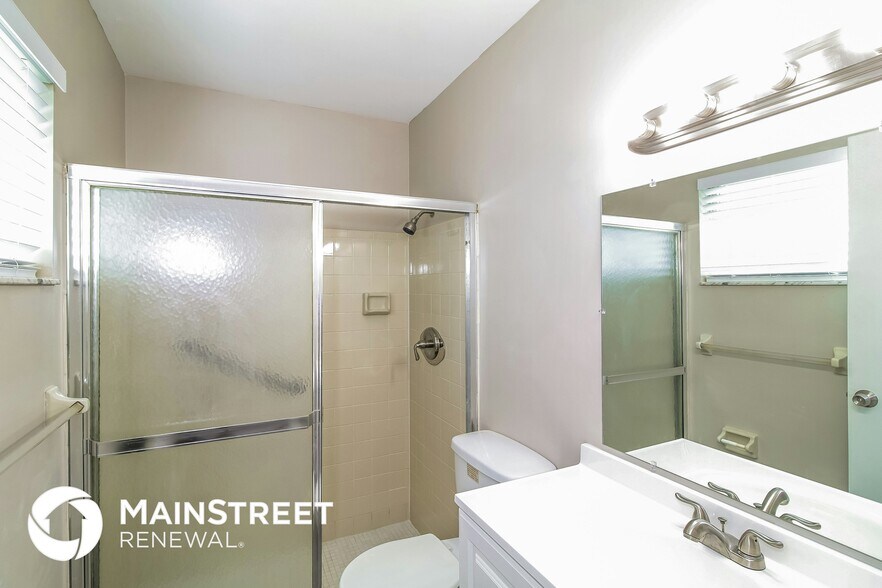 Building Photo - 5142 Escalante Dr