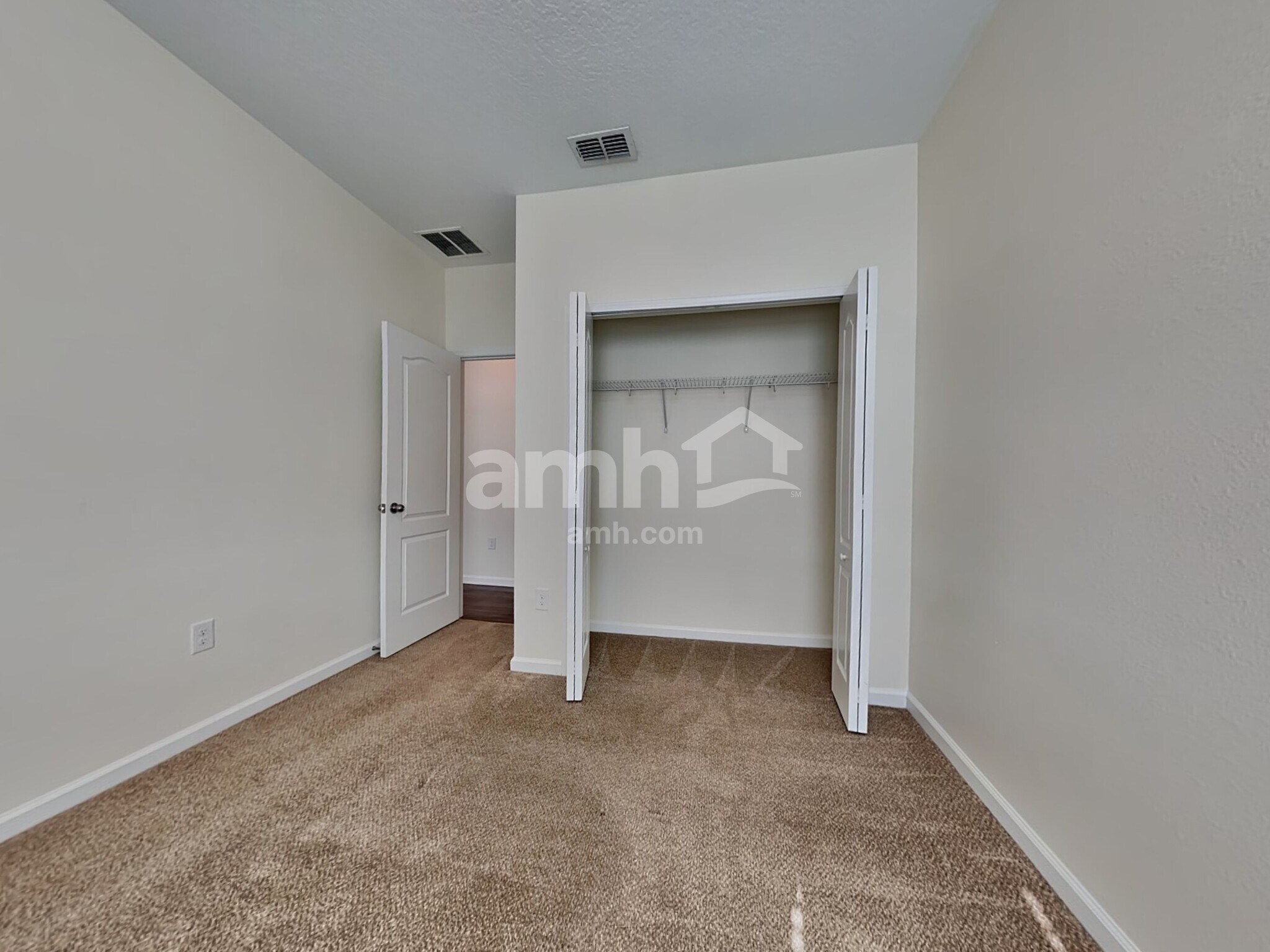 Building Photo - 16176 Magnolia Grove Way