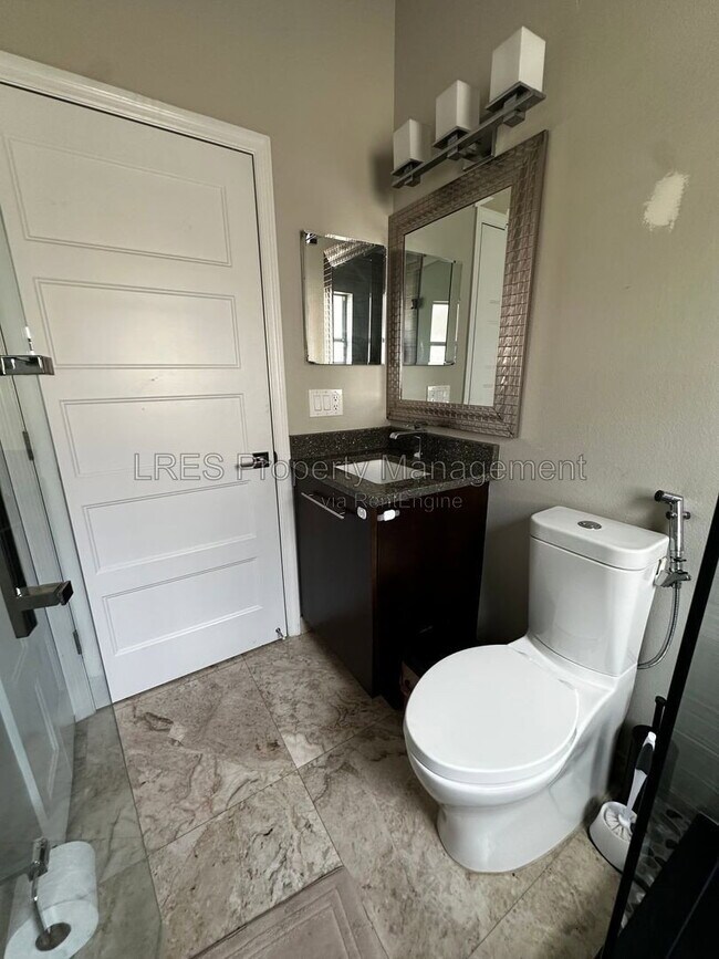 Building Photo - 1800 Bardmoor Hill Cir