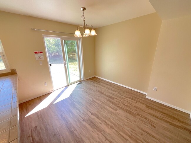 Building Photo - 3 Bedroom Home Available Near Milton E Pro...