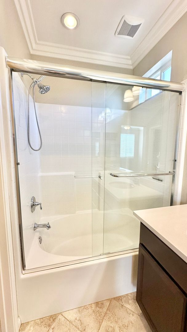 Building Photo - Beautiful, Newer, Townhome with Attached 2...