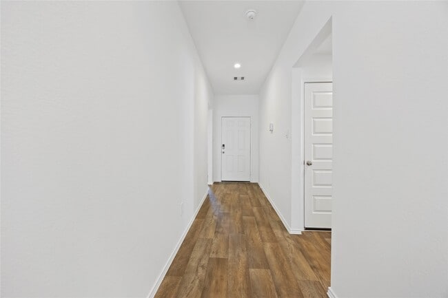 Building Photo - 3719 Lanercost Ln