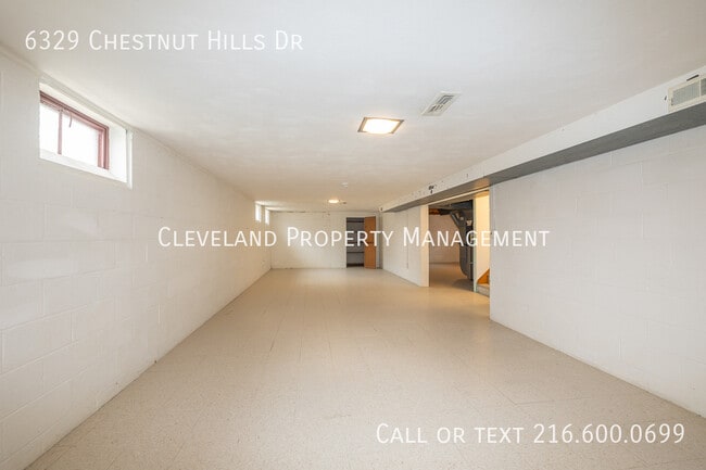 Building Photo - 6329 Chestnut Hills Dr