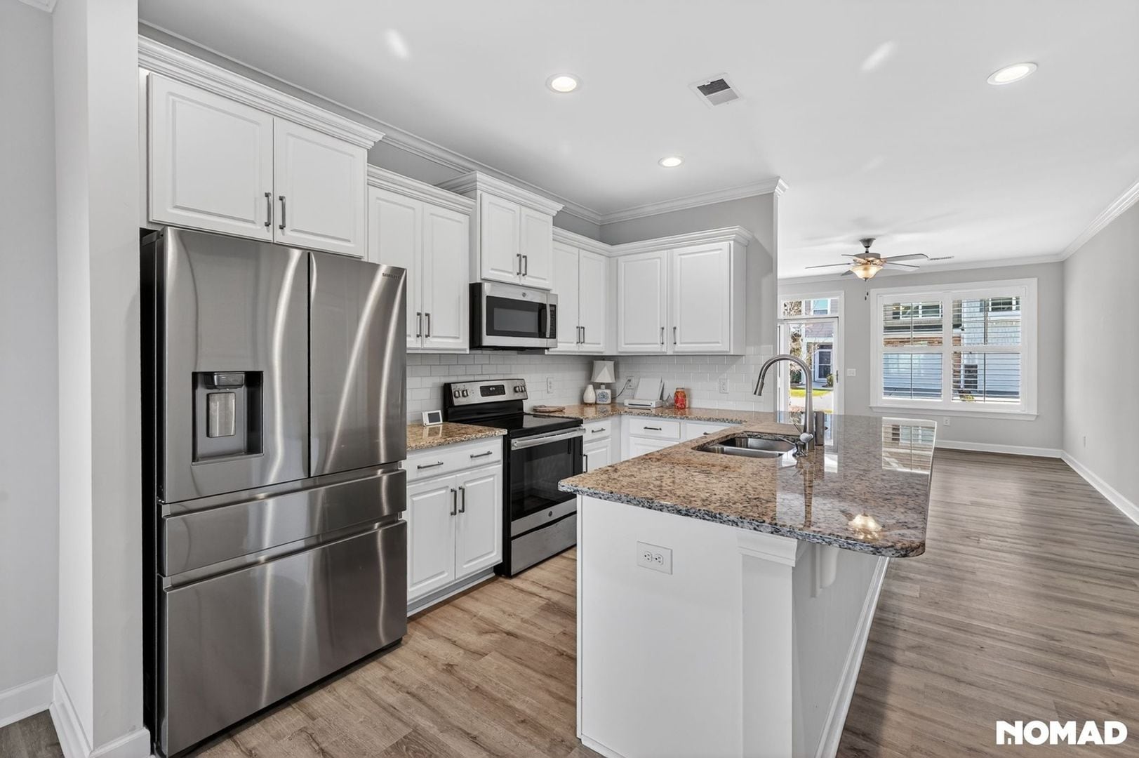 Building Photo - 121 White Stone Pl