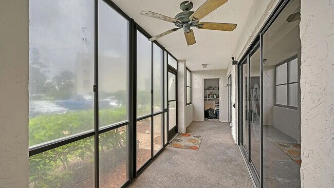 Building Photo - "Charming 2-Bed, 2-Bath Condo Oasis in Bradenton's Heart!"