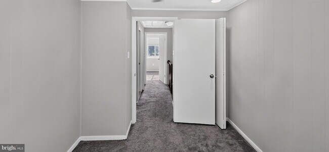 Building Photo - 6556 Pennacook Ct