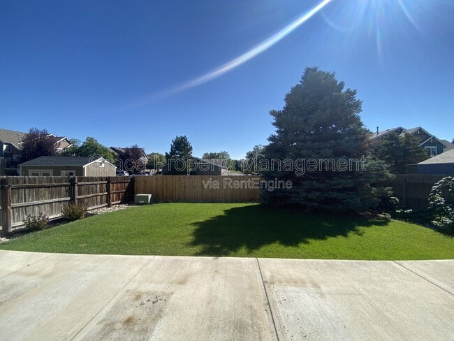 Building Photo - 13052 Grape Ct