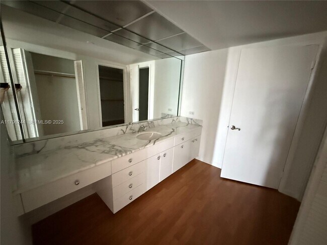 Building Photo - 19707 Turnberry Way