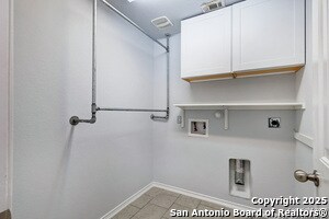 Building Photo - 8719 Hudson Holw