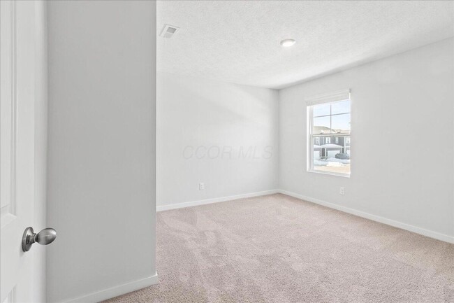 Building Photo - 1489 Jarry Ave