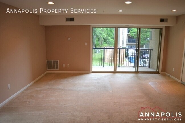 Building Photo - 1146 Cove Rd