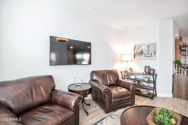 Building Photo - 4100 S Pinelake Way