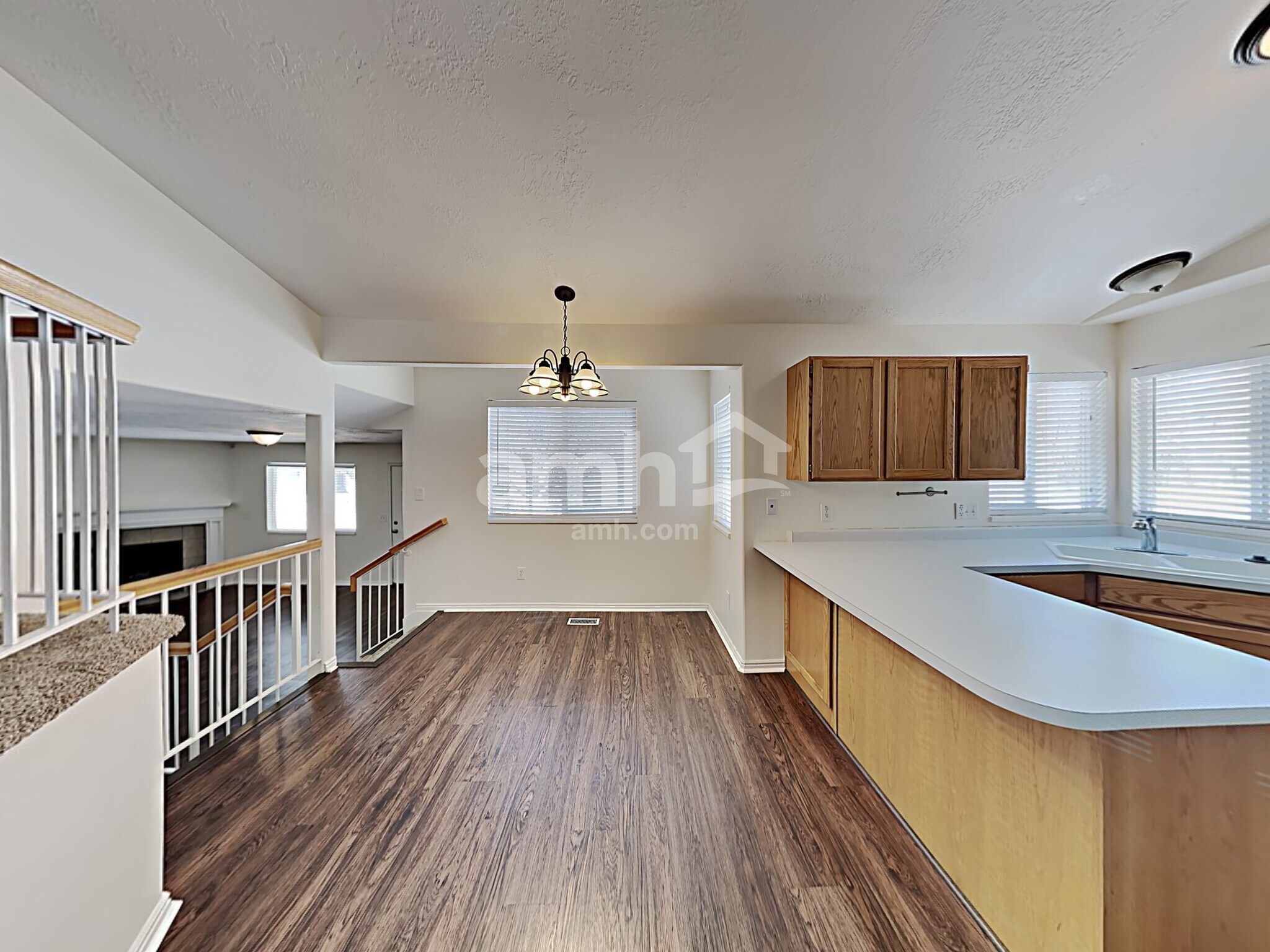 Building Photo - 368 W 13165 S