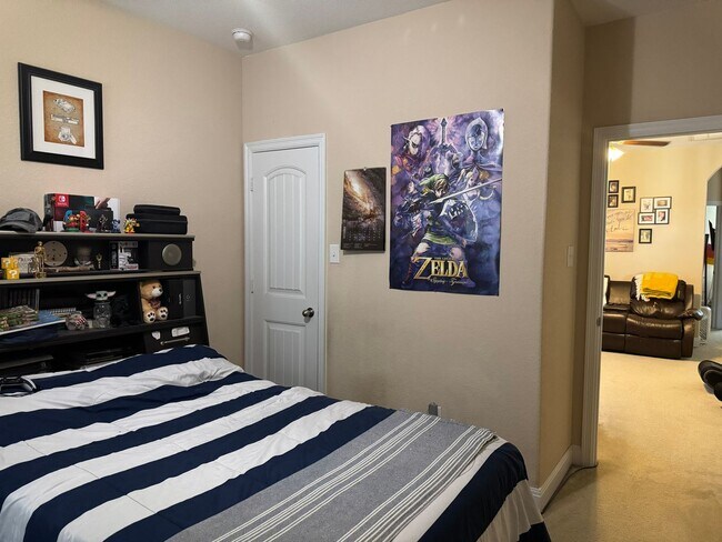 Building Photo - 517 Whittmen Ave