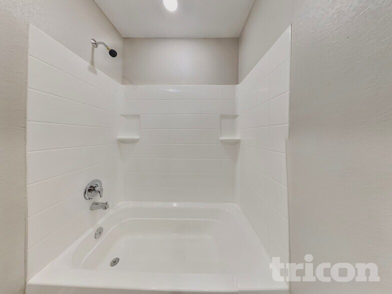 Building Photo - 7715 Vacek Meadows Loop