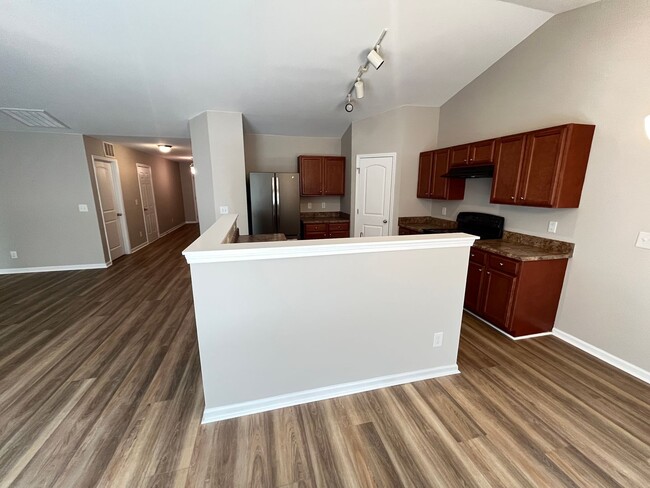 Building Photo - Pet Friendly, Three Bedroom with Bonus Room Home with Garage in Longs is Available Now!