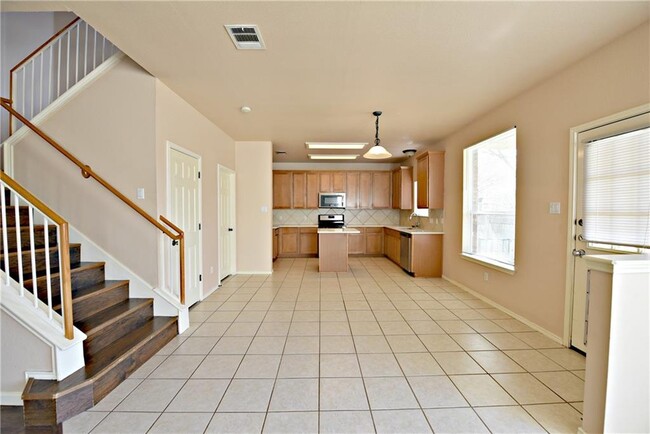 Building Photo - 16316 Castletroy Dr