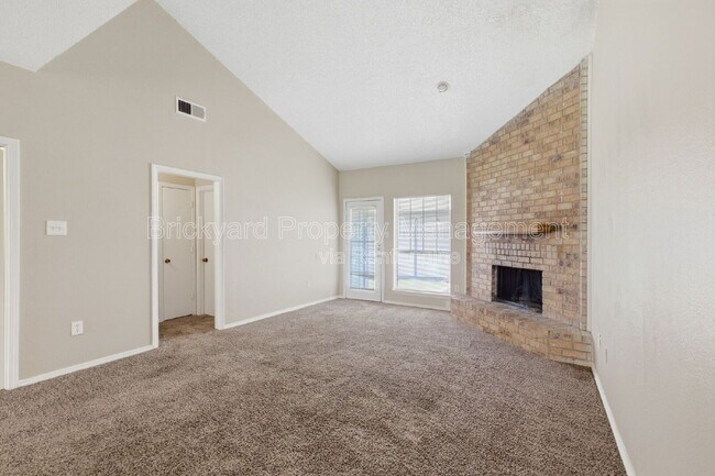 Building Photo - 6324 Alissa Dr