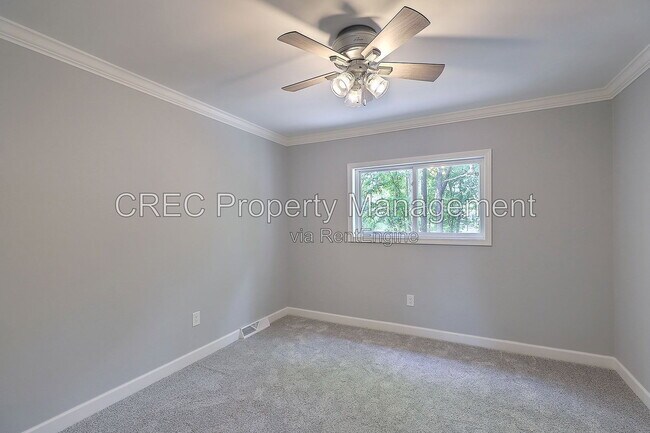 Building Photo - 7 Rudwick Cir