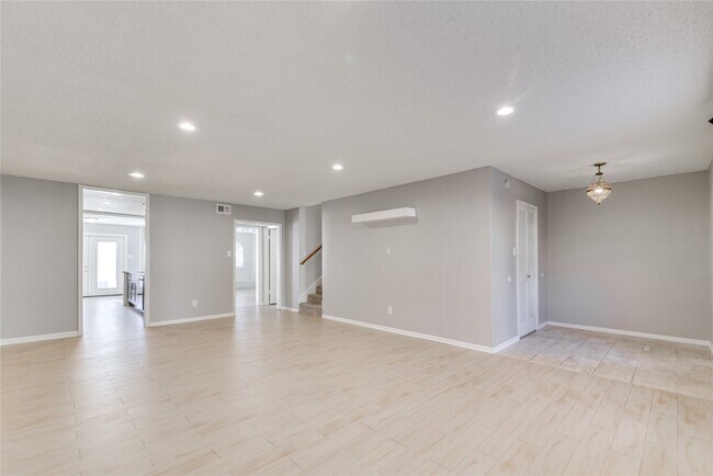 Building Photo - 14228 Misty Meadow Ln