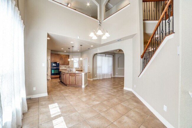 Building Photo - Now Available! Beautiful Stillwater Home with Downstairs Guest Suite
