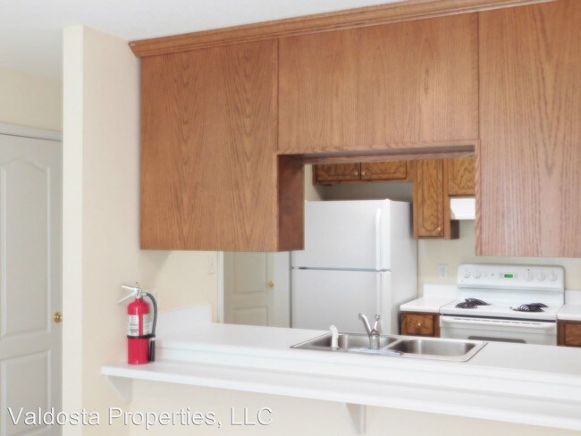 Building Photo - 1533 Woodard St