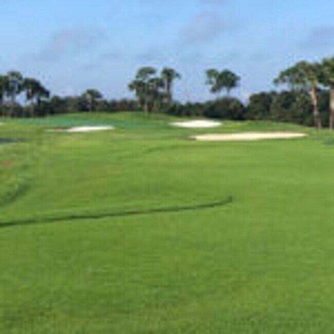 Building Photo - Heritage Landing Golf & Country Club - Win...