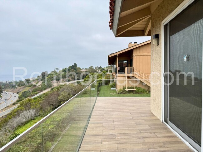 Building Photo - 7648 Caminito Coromandel