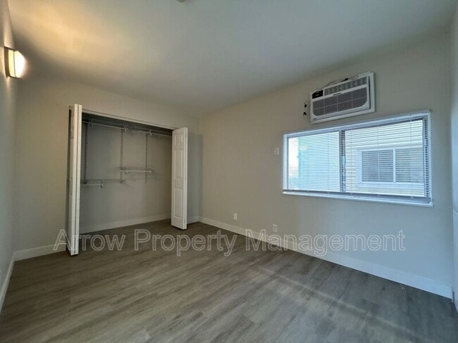 Building Photo - 1416 Oakland Rd NE